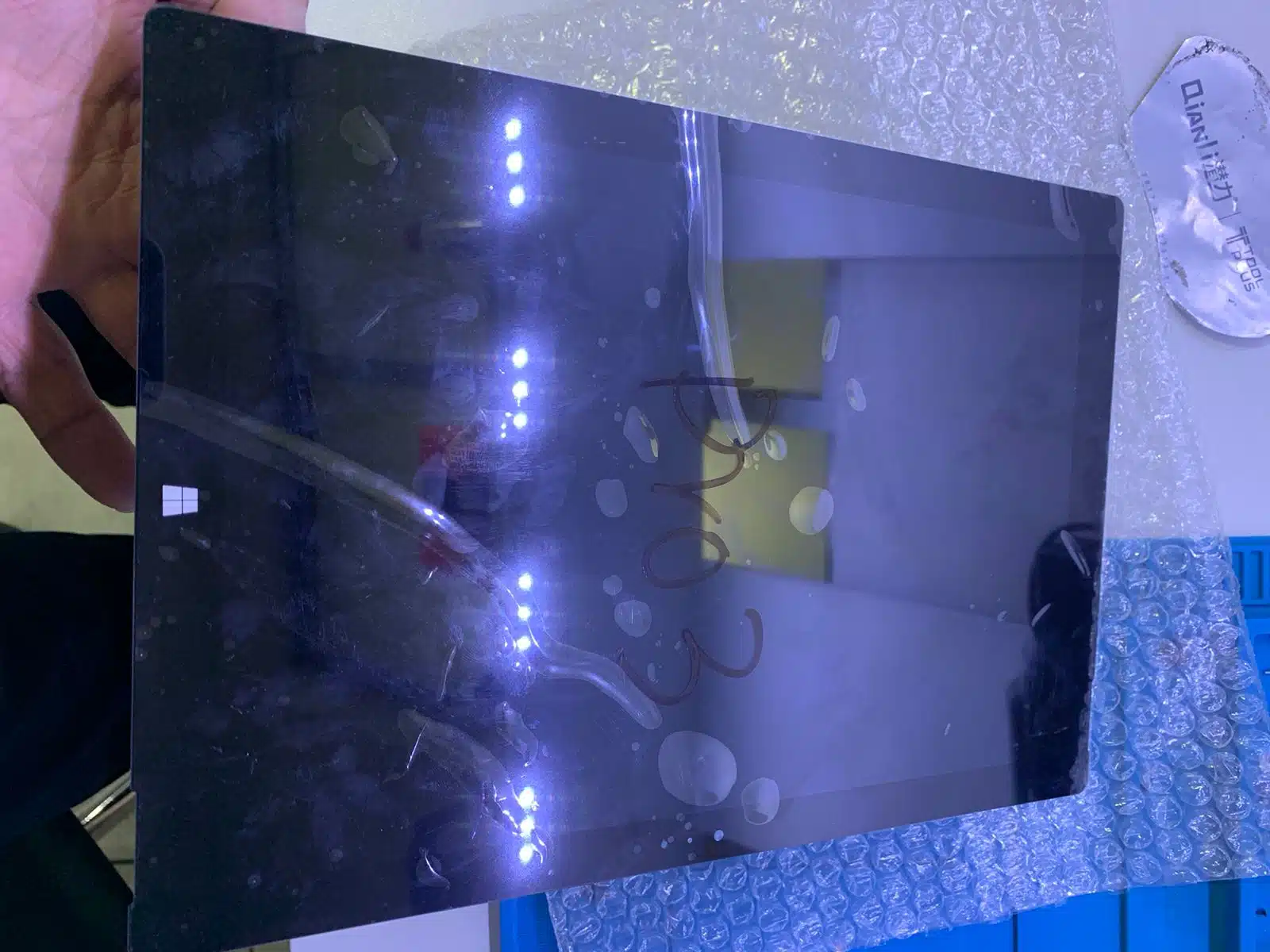 126d28f7-1130-40c9-9d1a-b3490a0e7267 Pantalla LCD táctil Surface Pro 3 1631 12" - Imagen 1