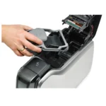 Imprezora Zebra Doble Cara Printer ZC300, Dual Sided, US Cord, USB & Ethernet, ISO HiCo/LoCo Mag S/W Selectable - Imagen 2